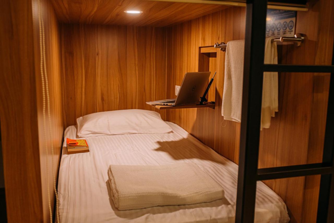 Bluewaters Pods 38 Hongkong St Nhà trọ *